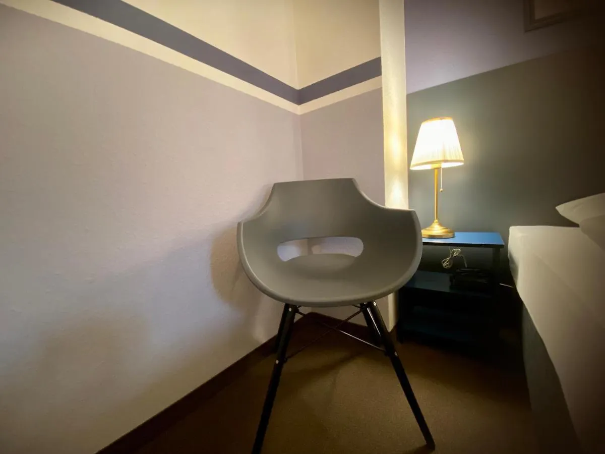 Hotel Kaiserswerth Dusseldorf 0*,  Germany