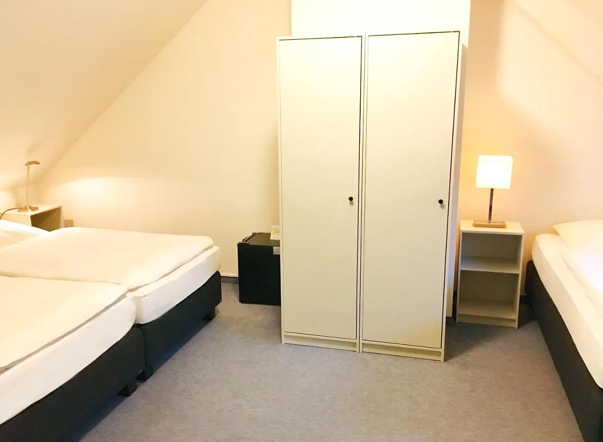Bed & Breakfast Hotel Kaiserswerth Dusseldorf